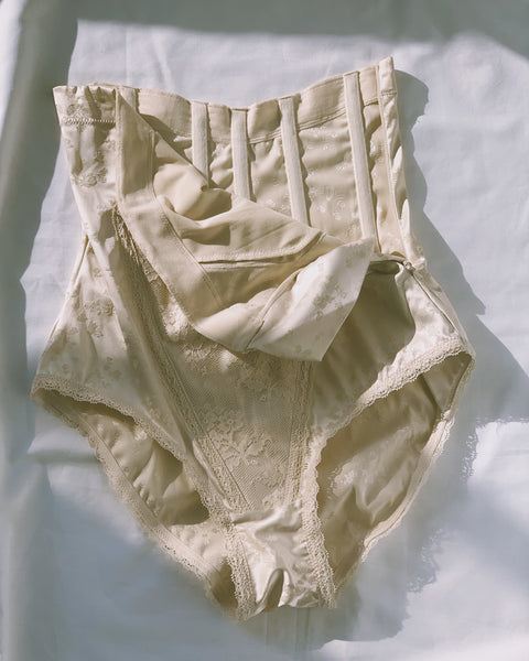 Chris44g on X: Genuine vintage knickers - I have lots of real, genuine  plus size vintage knickers right back to the Victorian era. Ideal for both  cross dressers and knicker enthusiasts looking