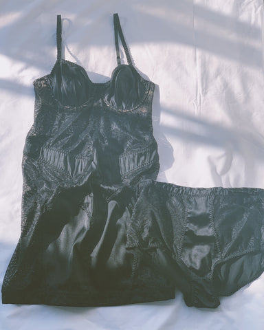 vintage lace & satin chemise with matching knicker.